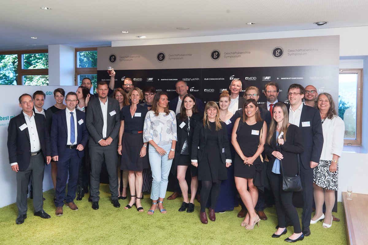 Das Geschäftsberichte-Symposium 2017 in 5 Erkenntnissen zusammengefasst - präsentiert vom Neidhart+Schön-Team. bit.ly/2ruho6D