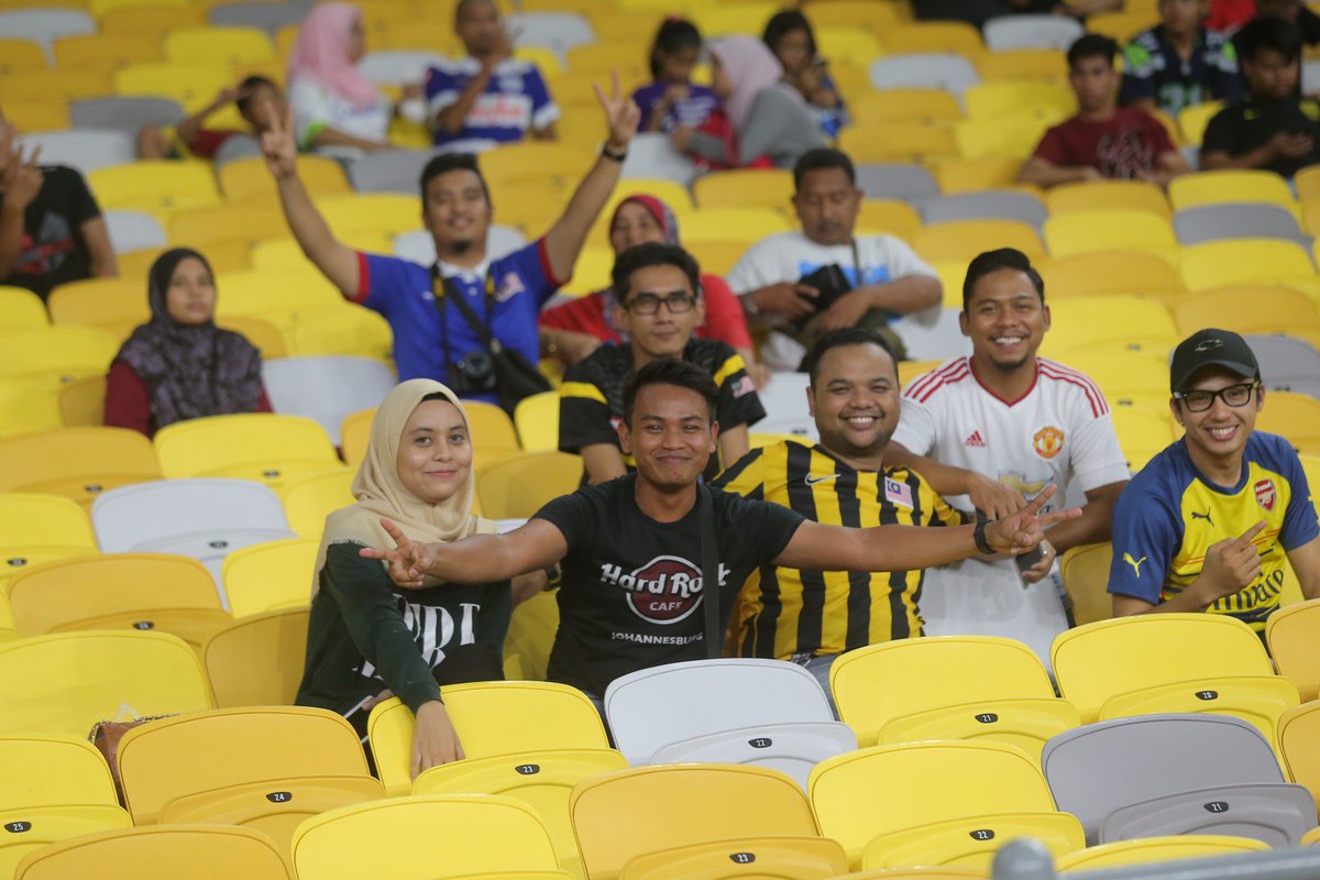 FcPemanis's tweet photo. Penghargaan & terima kasih diucapkan kepada semua penyokong & penonton yang mengenali kami.
#RoadToSNBJ
#SatuDenyutNadi
#TogetherPemanis https://t.co/0Enlx0AdyF
