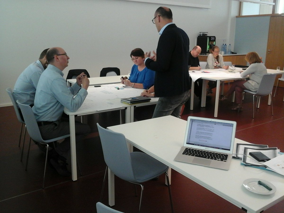 des pme liégeoises découvrent les assets immatériels à protéger #is <a href="/intellstrat/">Intell. Stratégique</a> blog.spi.be intelligence.strategique@spi.be