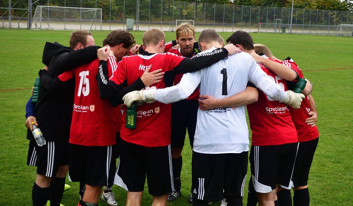 bkKAPOW's tweet photo. 14 mand er udtaget til forårets sidste ligakamp hjemme mod #SvendborgFC. Kun sejren tæller! 💪⚽️💥 https://t.co/0upcT4WASr #dai #mesterrækken https://t.co/JR96eJAo1V