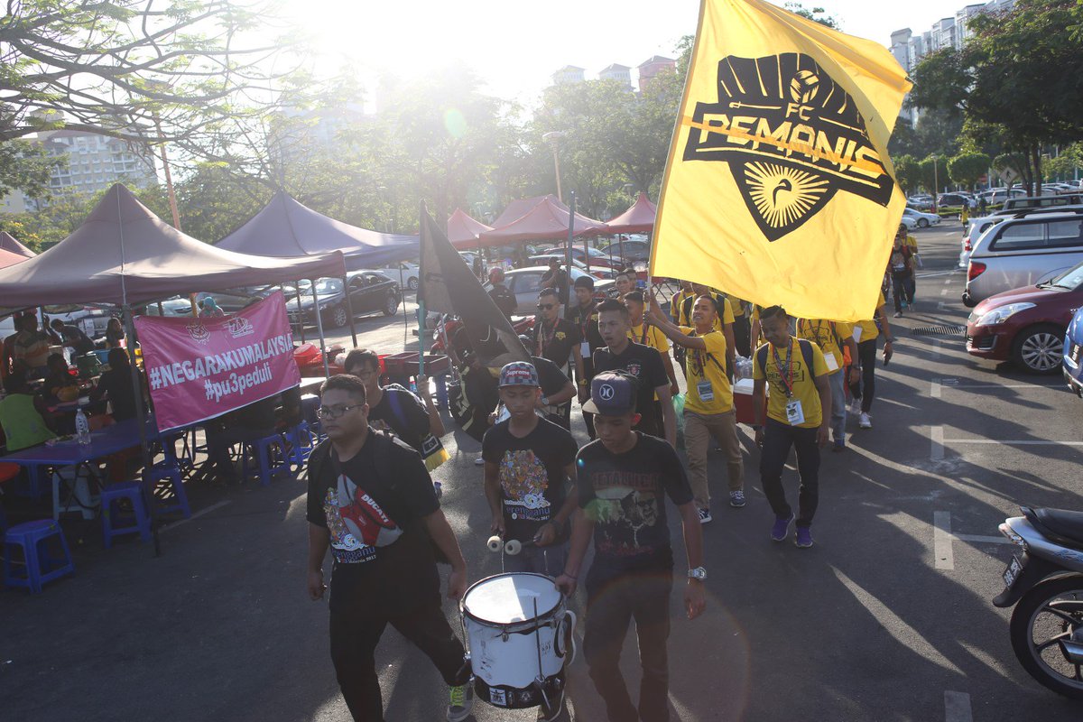 FcPemanis's tweet photo. Penghargaan & terima kasih diucapkan kepada semua penyokong & penonton yang mengenali kami.
#RoadToSNBJ
#SatuDenyutNadi
#TogetherPemanis https://t.co/0Enlx0AdyF