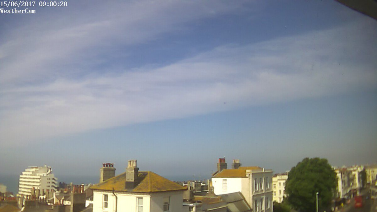 LimitedWeather's tweet photo. 24.4°C, Wnd: N, 1 mph av, 2 mph gst, Hdty: 61%, Rn (hr) 0.0 mm, Psr: 1016 hPa, rising slowly #Brighton https://t.co/1trlKvYmKB