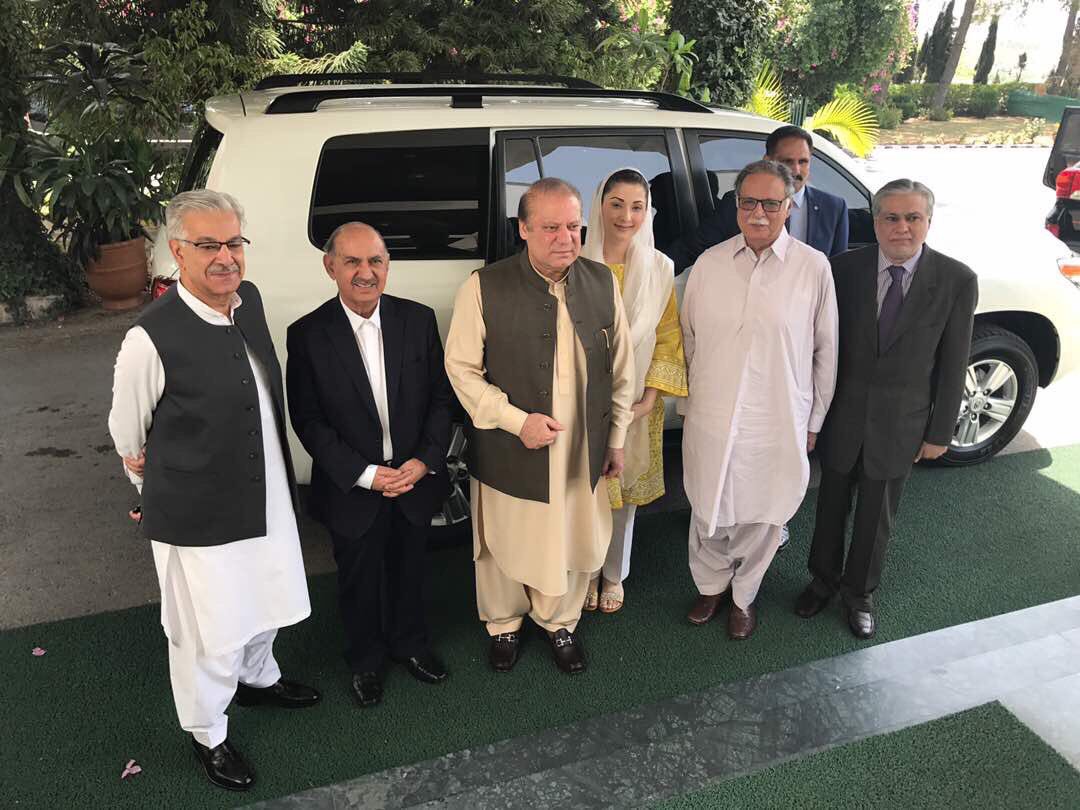 SaffinaEllahi1's tweet photo. Godfather &amp; gang. Each one of them have shame hanging around their necks but without ounce of intelligence between them
#CrimeMinisterNawaz https://t.co/FigUrAO6qx
