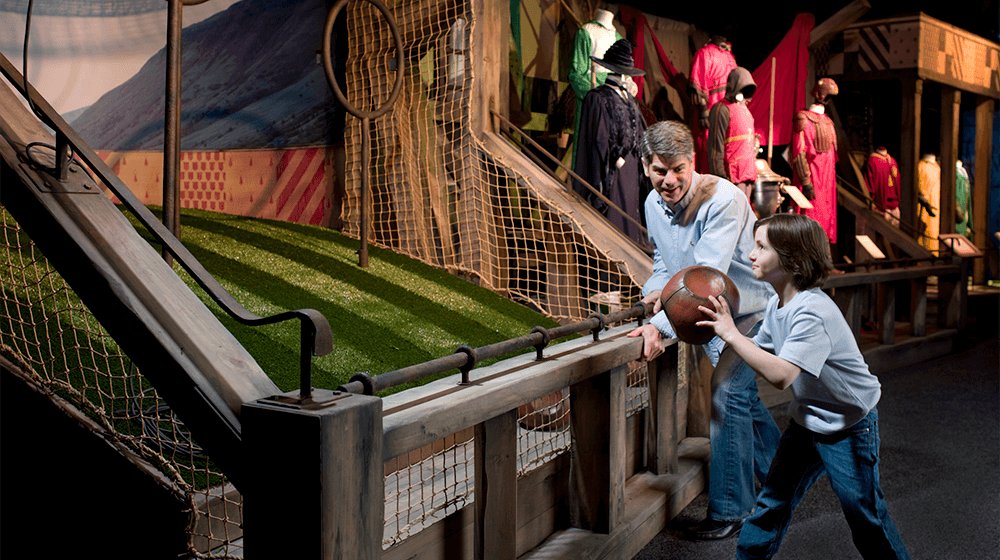Goed nieuws voor onze Harry Potter fans! The Exhibition wordt wegens groot succes verlengd, tot 2 september >>> bit.ly/2jnqj2m