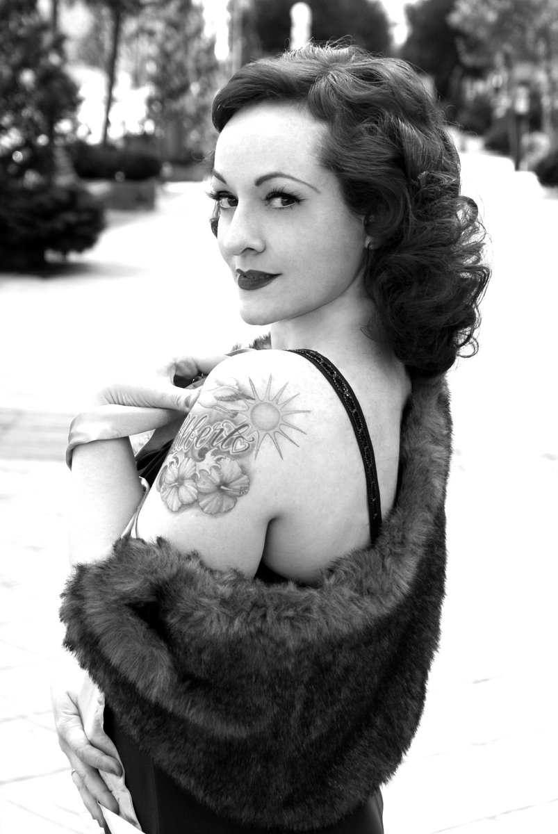 Esta semana en <a href="/CannonballUji/">CANNONBALL Radio</a> <a href="/VoxUJIRadio/">UJI Ràdio</a> una invitada especial #LaGuerreroDJ hablando de su fiesta en Madrid #VivaLasVegasClub y mucho más