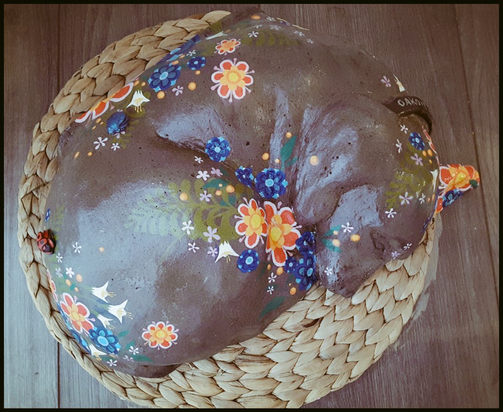 oakonestreetart's tweet photo. #streetart #flowers #arturbain #jardin #chien #oakone #surcommande #scarabée  #coccinelle #béton #grandmotherdog #dogspirit #2017 #exterieur https://t.co/TnScIgEFd9