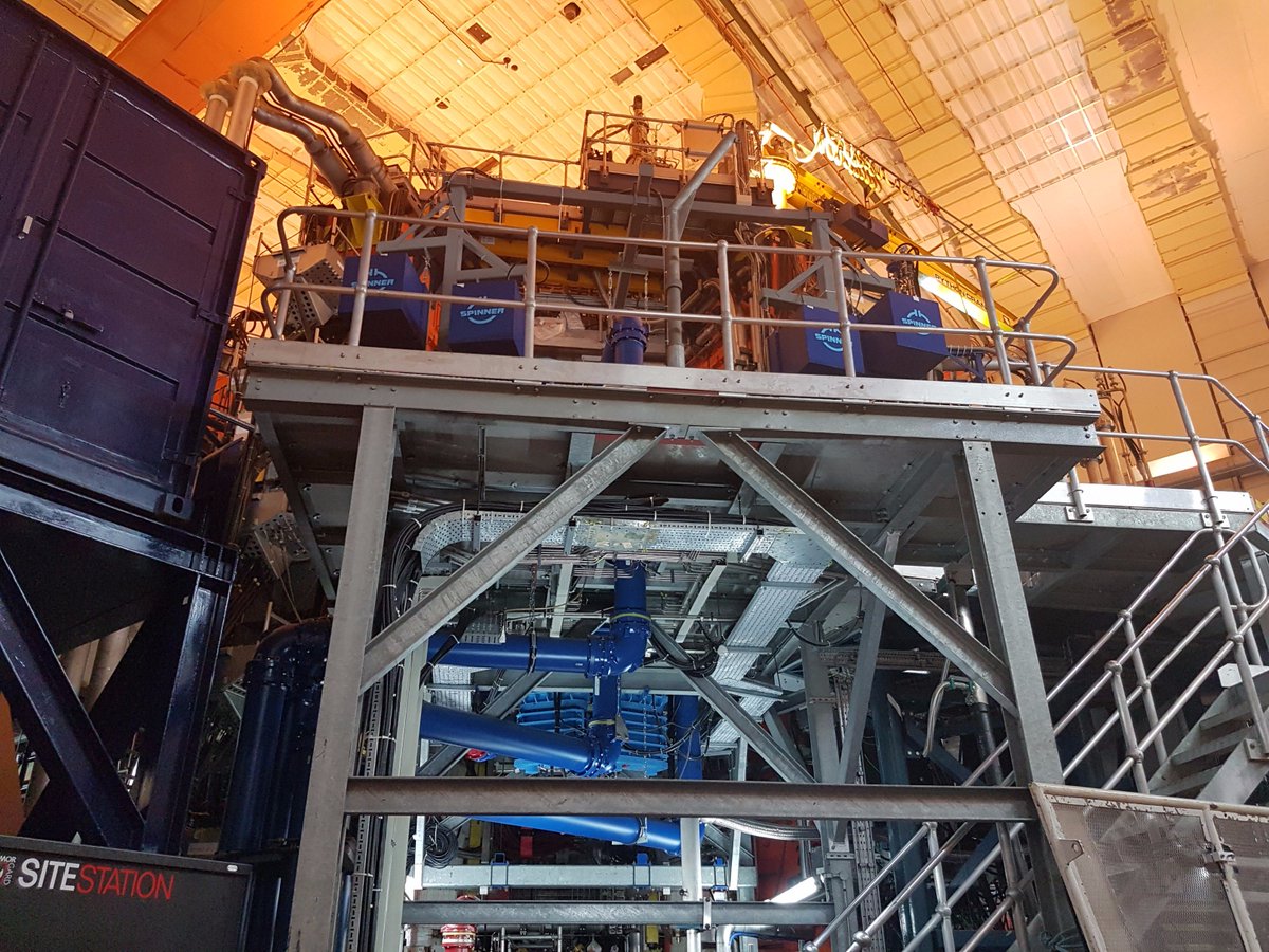 Astute_Nuclear's tweet photo. We had a great tour yesterday evening of the CCFE JET &amp; MAST projects. Thanks @fusionenergy https://t.co/9GgAdllMfc