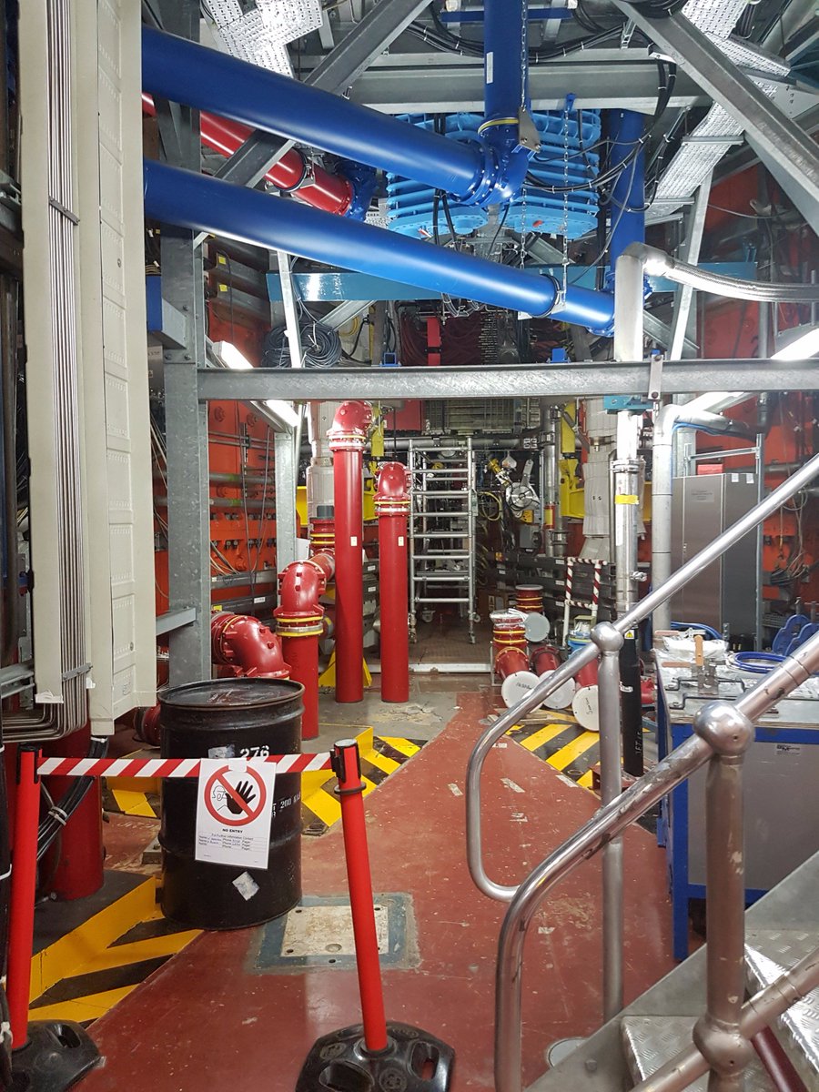 Astute_Nuclear's tweet photo. We had a great tour yesterday evening of the CCFE JET &amp; MAST projects. Thanks @fusionenergy https://t.co/9GgAdllMfc