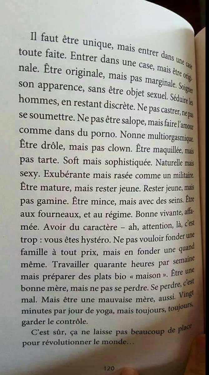 Marie 🌹 tweet media