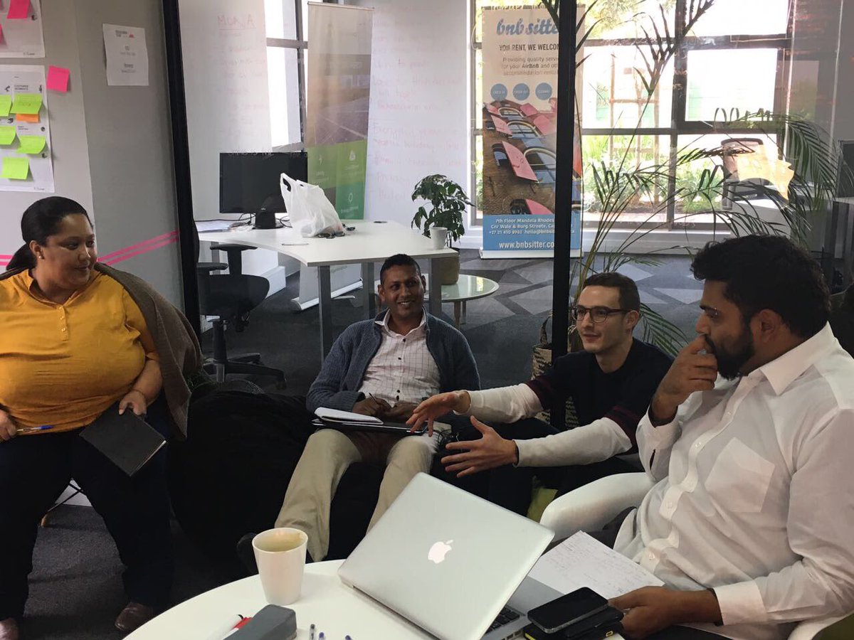 FSAT_Labs's tweet photo. Fantastic workshop this morning on social media and Influential marketing : the Marketing Power of Word of Mouth. Thanks @stefrogo ! 👌 https://t.co/EETUZvZ5TF