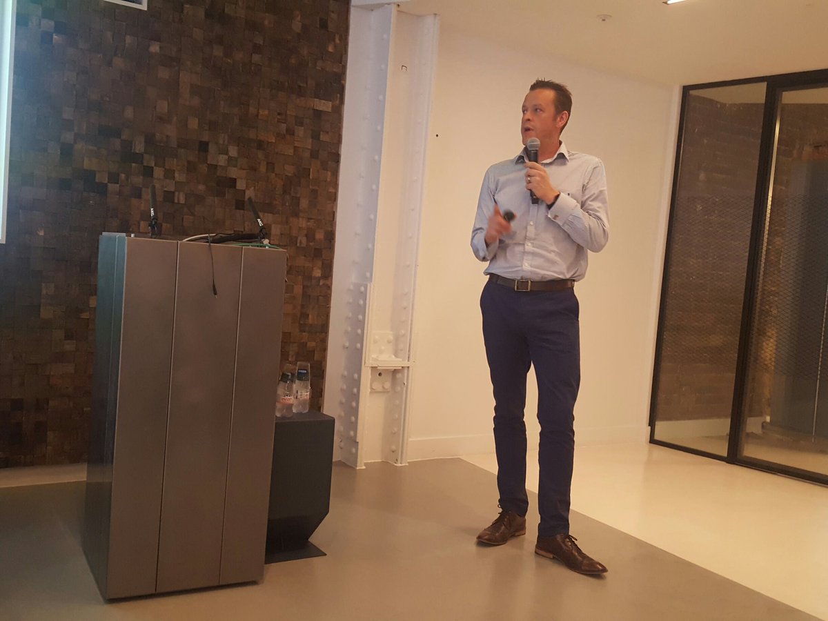 MarkAltus's tweet photo. @SmithDeek innovation at Lloyd's Banking group. 12-14 innovative ideas incubated every year at lbg insurance #AltusInsurTech https://t.co/HeeaAk9VGb