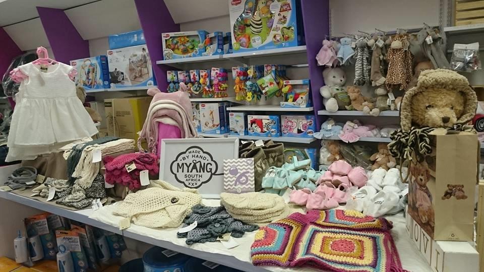 MyangMom's tweet photo. Me, Mom and Dad is the proud new stockist of Myang baby shoes and accessories https://t.co/bmuKWXGrGd #babies #accessories #shoes4kids #cute https://t.co/icdQdtfmUo