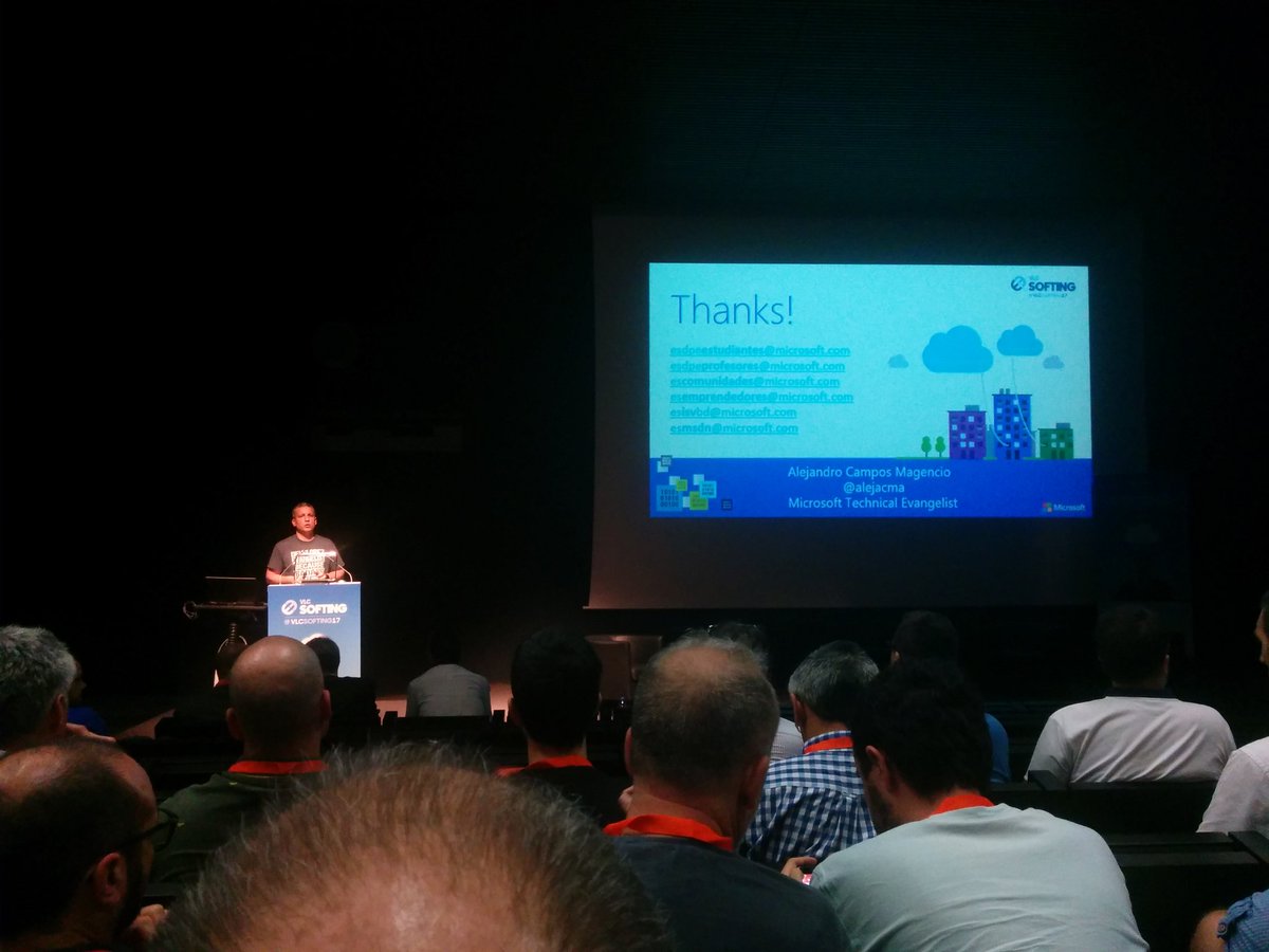 Interesante charla de @alejacma sobre AzureFunctions en #VLCSOFTING17