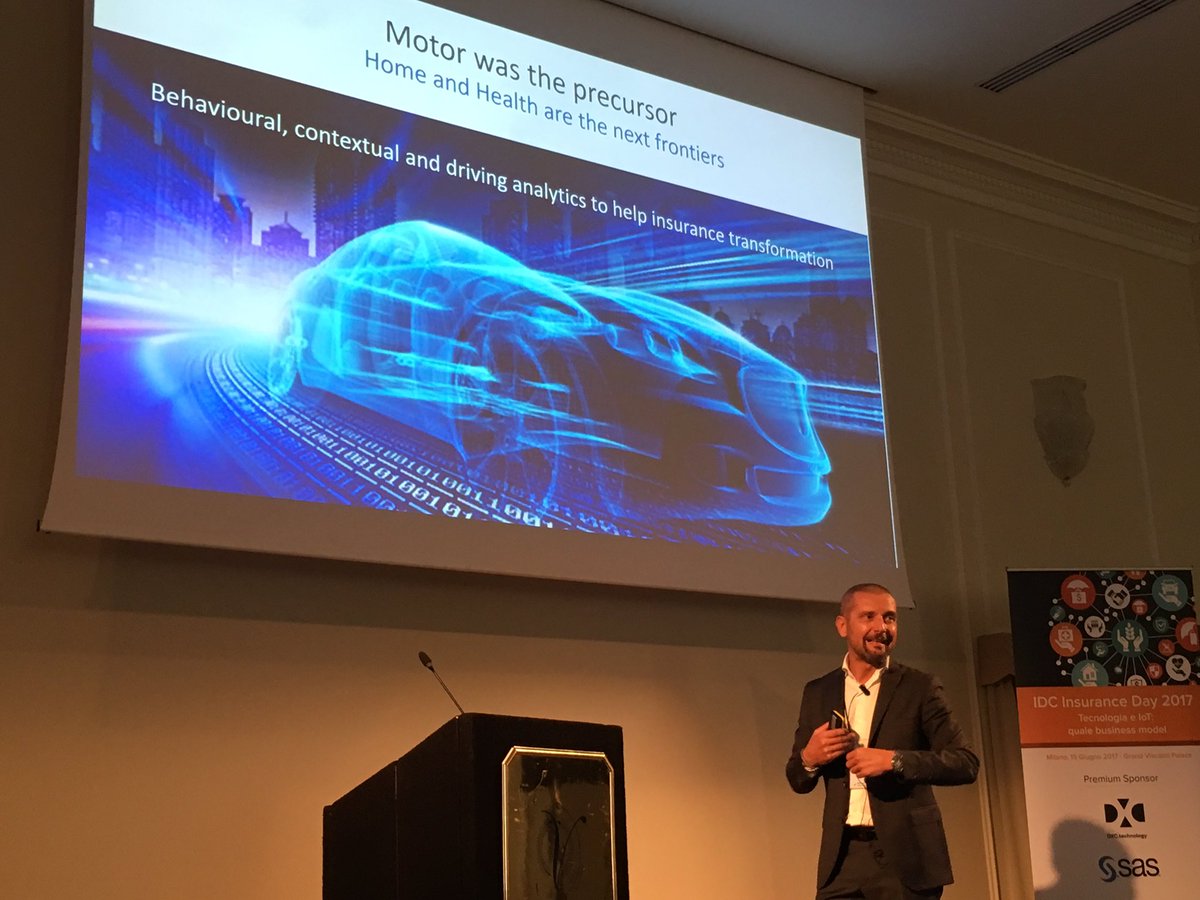 IDCItaly's tweet photo. #IoT #BigData #Analytics permetteranno di valutare lo stile di guida, cambiando le assicurazioni - @Fede_Aguggini @SASitaly #IDCInsurance17 https://t.co/EWUhgPQUwB