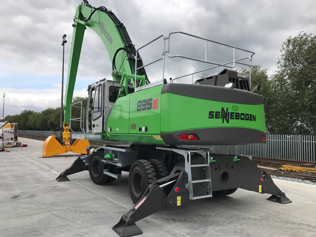 TheWaltersGroup's tweet photo. Our first new Sennebogen #Gorrel #portservices #rental https://t.co/DBi9920siX