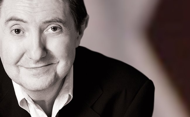 esRadio's tweet photo. Federico: "La llegada de la democracia a España nos costó barata y por eso no la apreciamos" https://t.co/gooMAvO8d0 #40AñosDeDemocracia https://t.co/plZrVxLEBP
