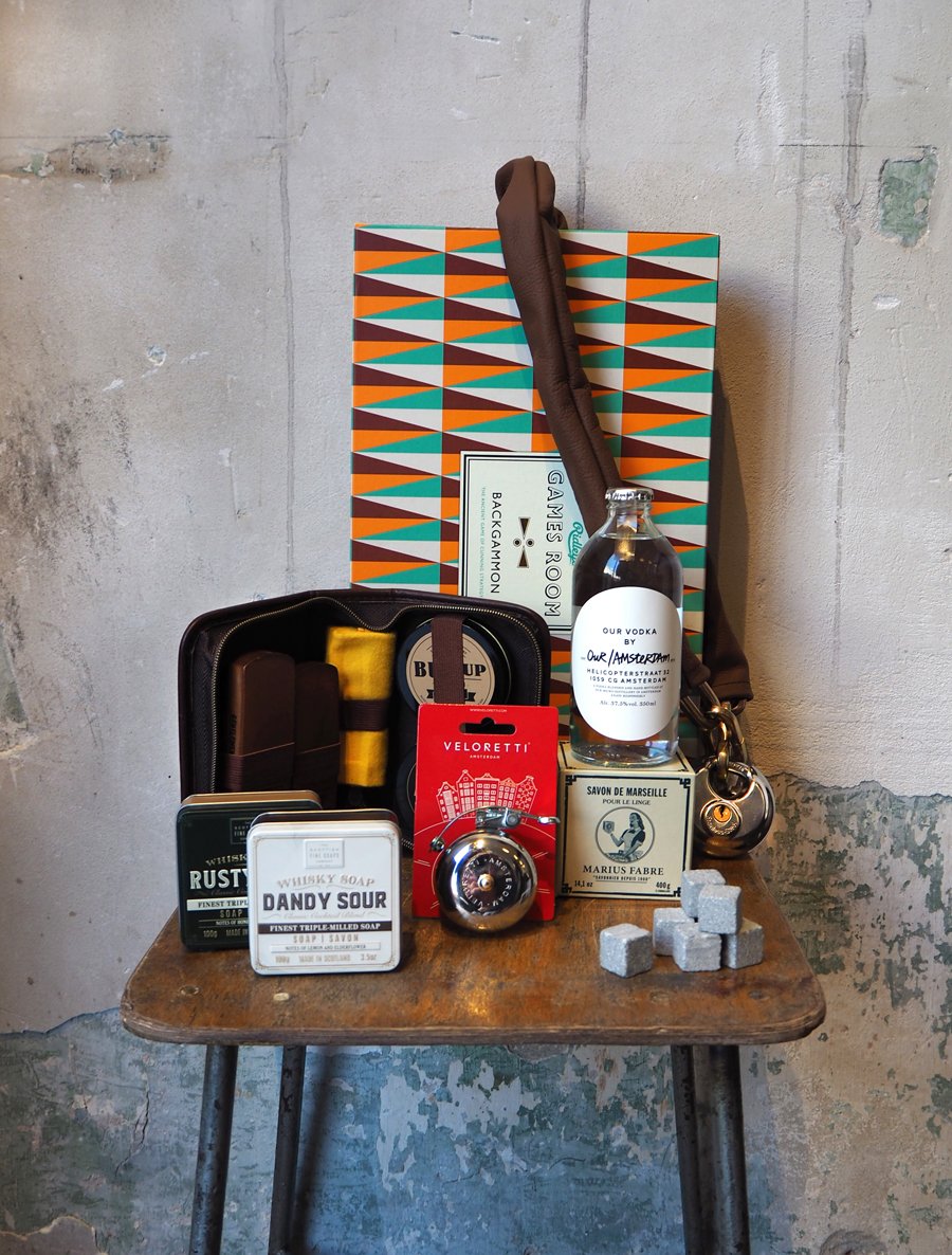 We're taking part in a Father's Day give away by We Are Labels! Go to their FB or Instagram and see how you can win🎁
instagram.com/p/BVVAZ_cgudu