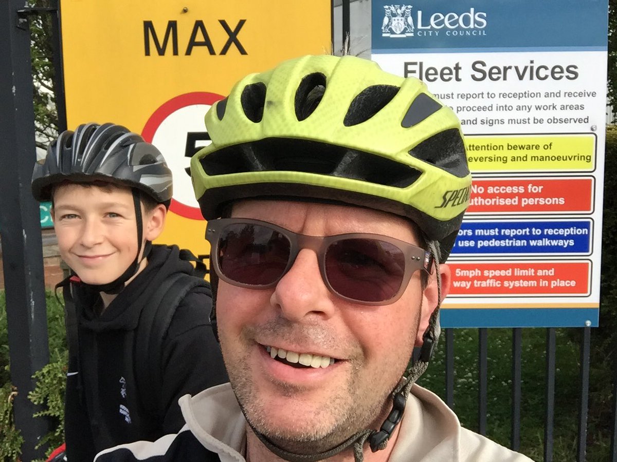 PassengerT's tweet photo. #NationalCleanAirDay #schoolworkexperience father and son ride to work https://t.co/5TmQ14UViR