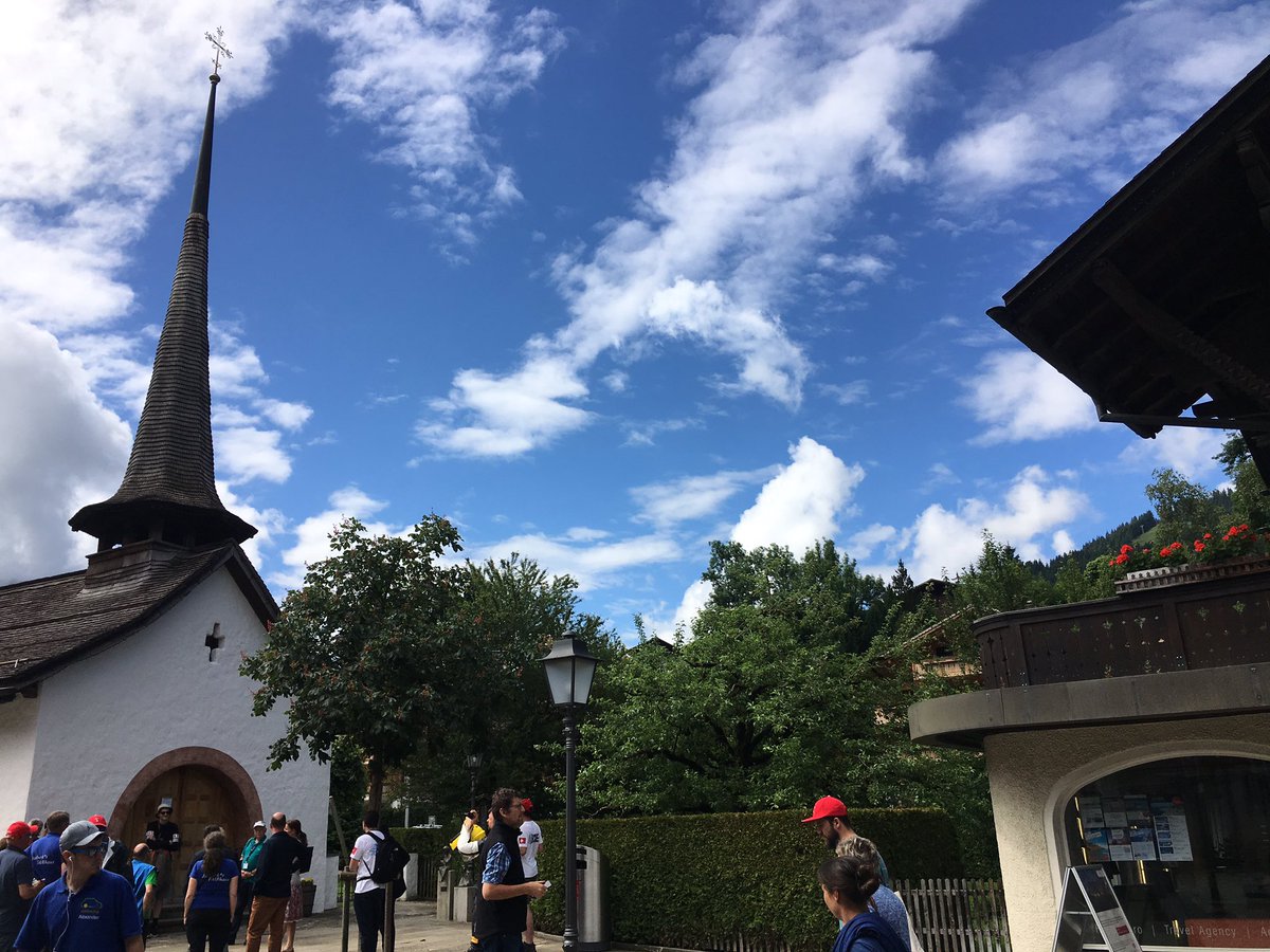 TeamTeslaS's tweet image. Thx #Gstaad, we enjoyed the city walk. #Wave2017 #TeslaSharing #eGrandTour