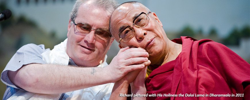 "You might be blind, but you can see further than people with eyesight” The Dalai Lama when talking to Richard Moore <a href="/encorechoir/">Encore Choir</a> @qnewsdesk