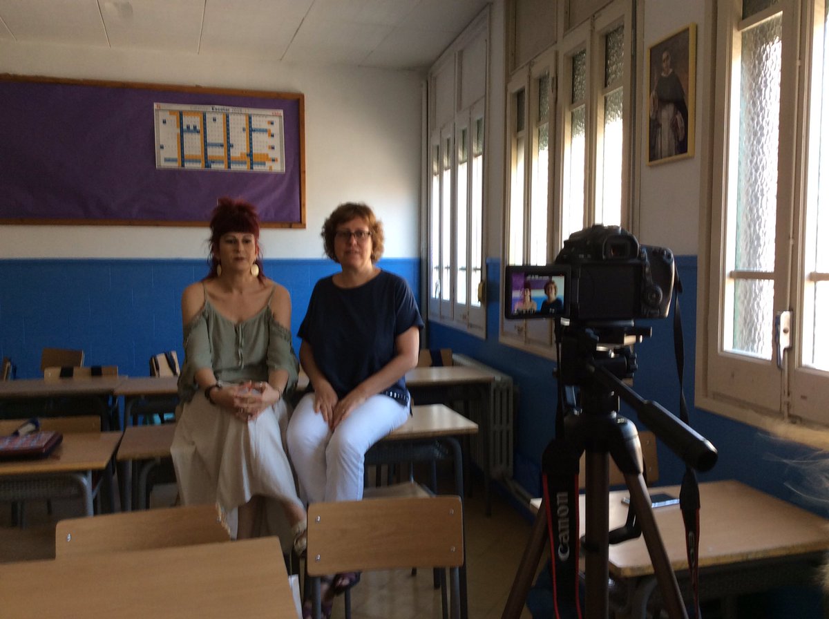 CRefugiats's tweet photo. Gravant un video per explicar el nostre projecte @CRefugiats  #avuixdemà @apscatalunya https://t.co/2C94pVfuHq