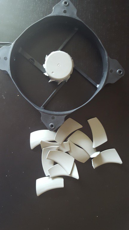 chillblast's tweet image. "The fins were obstructing airflow, so I removed them..." 😲

When you think you've seen it all in r/techsupportgore! ow.ly/kjmf30cB3Mx