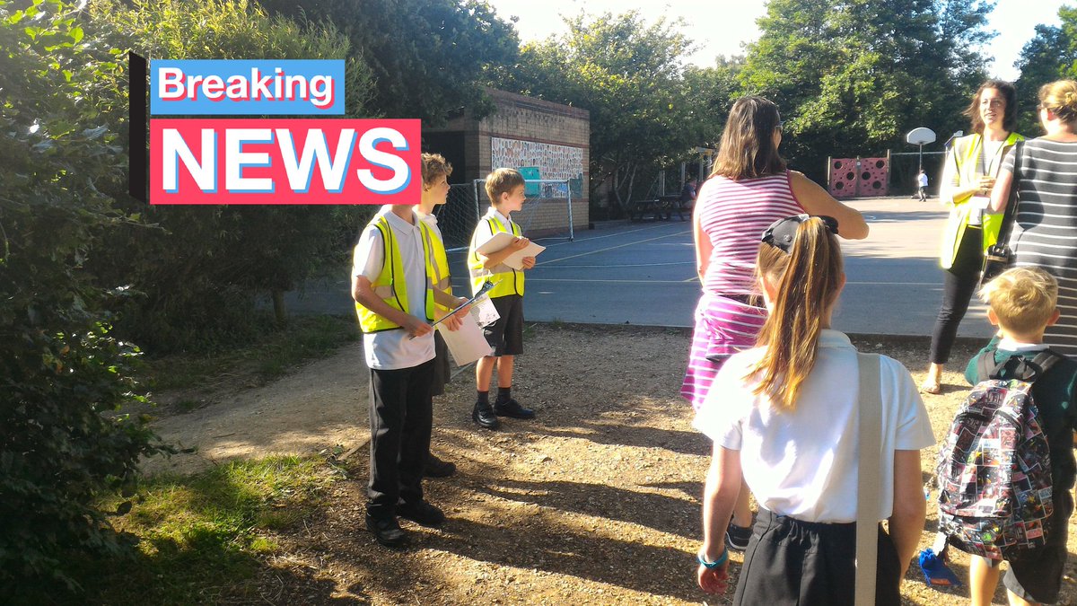 SchoolParkSafe's tweet photo. Pupils identified a problem with unsafe parking at school.#policeapprentice initiative produced own work for day of action.#schoolparksafe https://t.co/p28r9AcMyl