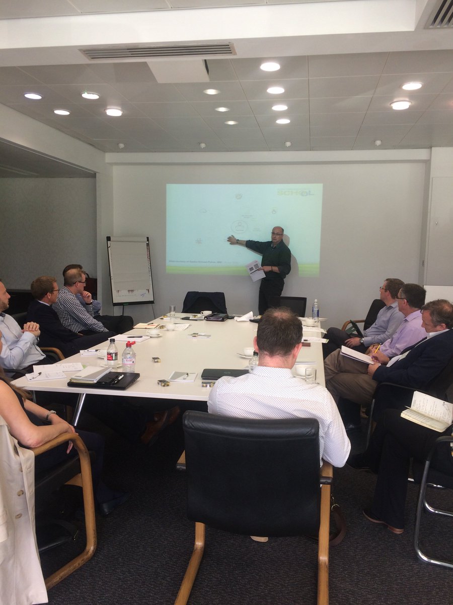 Discussing how to develop new and innovative #CircularEconomy business models with the @BAMNuttall and <a href="/BamConstruct/">BAM Construction</a> chain <a href="/SupplyCSSchool/">Supply Chain Sustainability School (UK)</a>