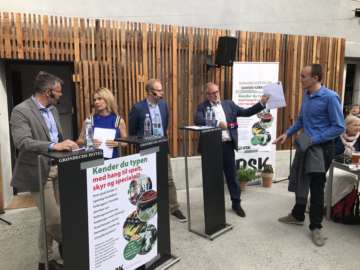 @johnwagnerdsk Vi vil gerne have differentieret moms på mad i DK. Lavere moms på nøglehulsmærkede varer. #samvirke #fmdk