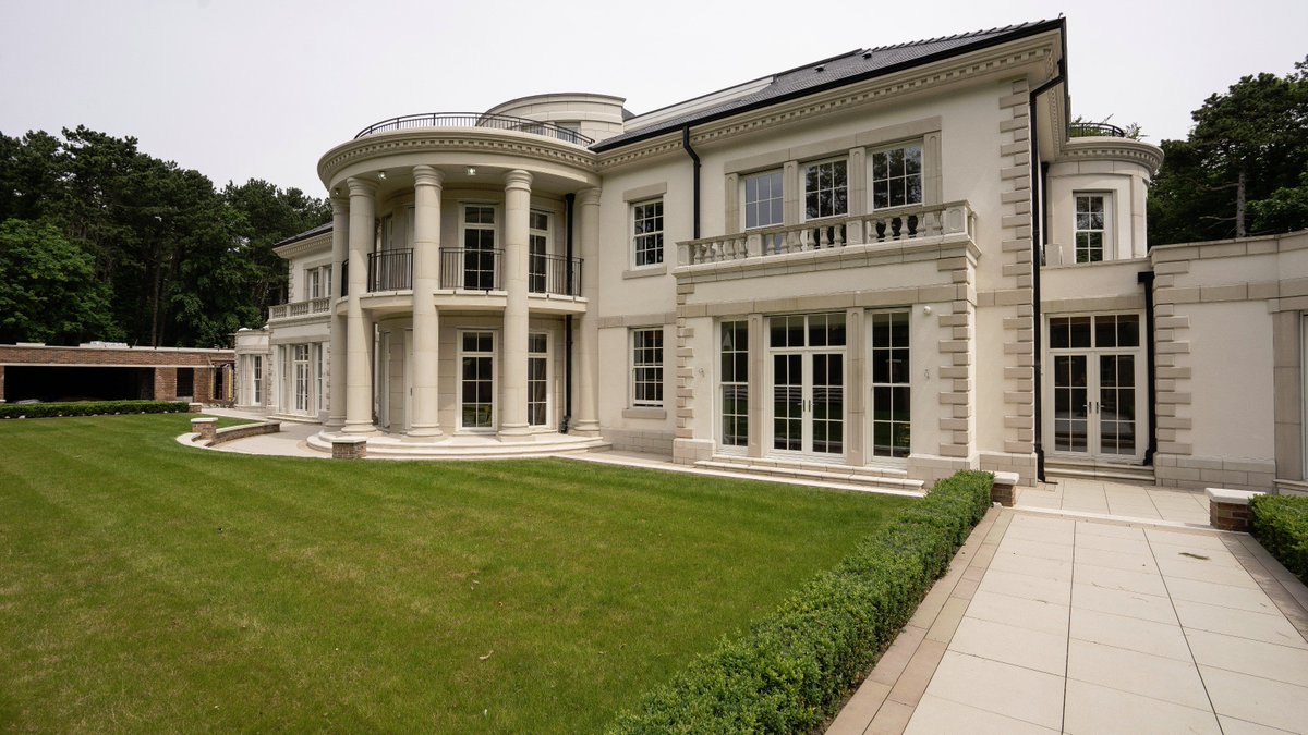 JohnKnightGlass's tweet photo. Updated pictures of our Palladion Mansion install featuring a range or timber alternative products. @EvolutionMFG @bygonewindows #Formby https://t.co/F4fxHInB3a