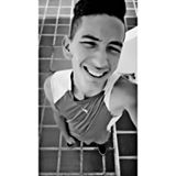 AlexpowerGil05's tweet photo. 🙊😍😍
#Like #Followme
#CNCO🐵 https://t.co/OepAKYILgX
