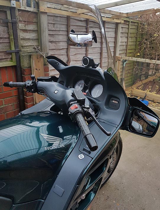 RiderScan's tweet image. Zygmunt's Honda ST1100 Pan European
 
Looking good! thanks and ride safe.