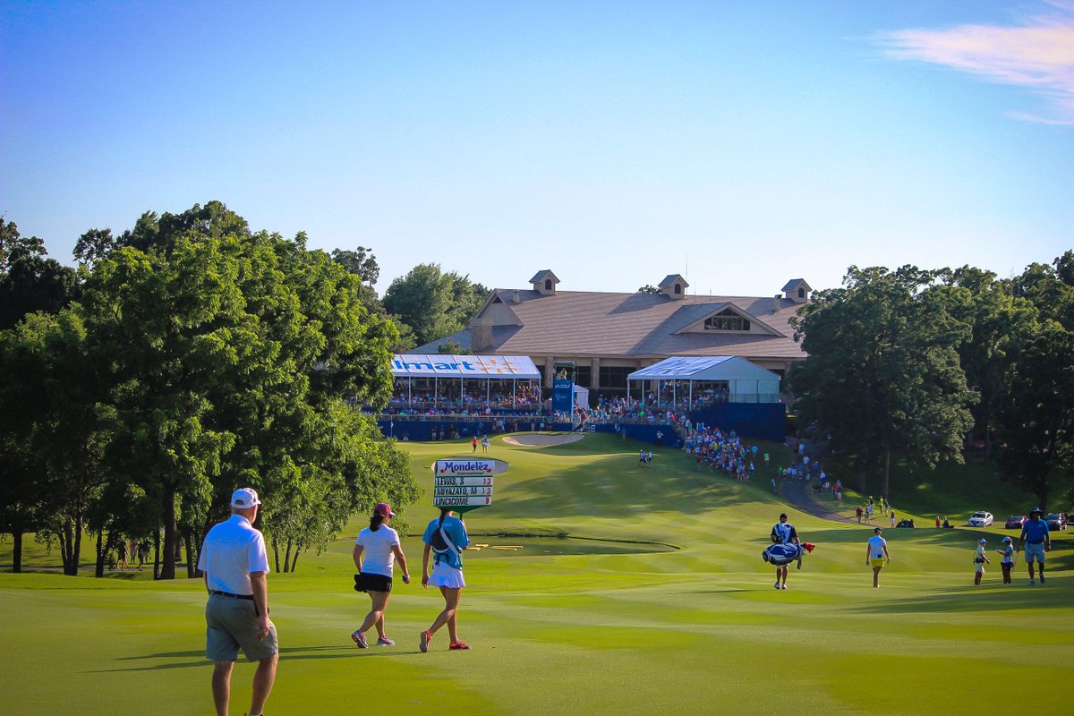 Pinnacle Country Clu tweet media