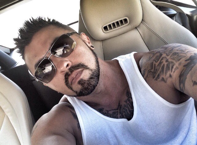 MaleActiveSex's tweet photo. Latin Macho
#latingayguy #macho #stud #latinogay https://t.co/sR1hfNfVn6