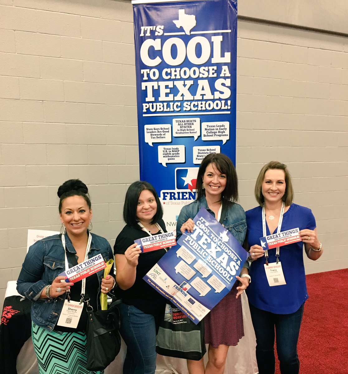 PoblanoV's tweet photo. More fun at the #TASSP2017 Conference! We support Public Schools! @FOTPStx @WeGoPublic #SummerPDChallenge https://t.co/Mmfd9iUYjz