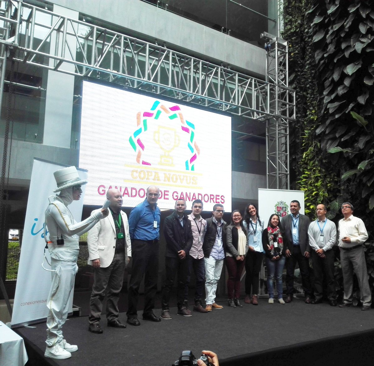 fminas's tweet photo. Bikers del grupo Innovation ganaron el reto Materiales de @ISAConexiones y la posibilidad de llevar a la realidad su innovación #TourNovus https://t.co/BwmZyTzPZ2