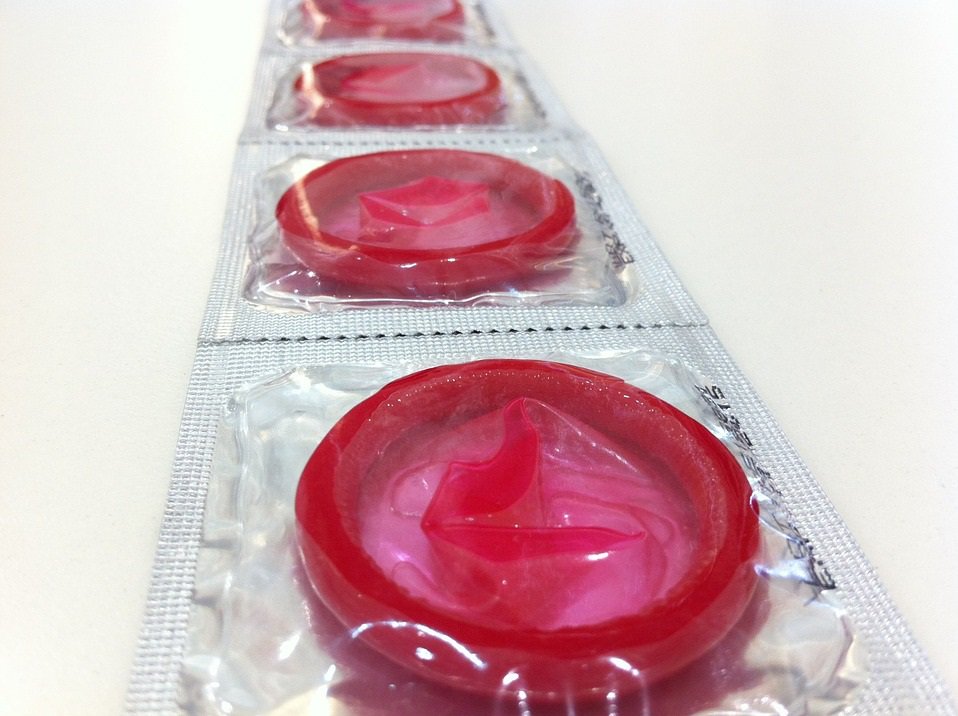 wchc_nhs's tweet photo. It’s #Menshealthweek

Using a condom each time you have sex will reduce your risk of STI’s. See our clinic timetable to get a check: https://t.co/yJWSnNk7du