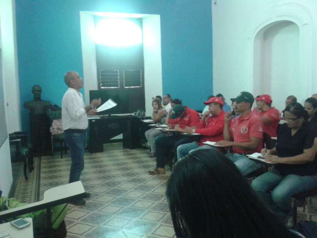 CISPCojedes1's tweet photo. #CISP | #MPPDPSGG integrados en el lanzamiento del mov.#SomosVenezuela en San Carlos. #SomosConstituyente @GM_Eficiencia https://t.co/GxPhIvC3Pj
