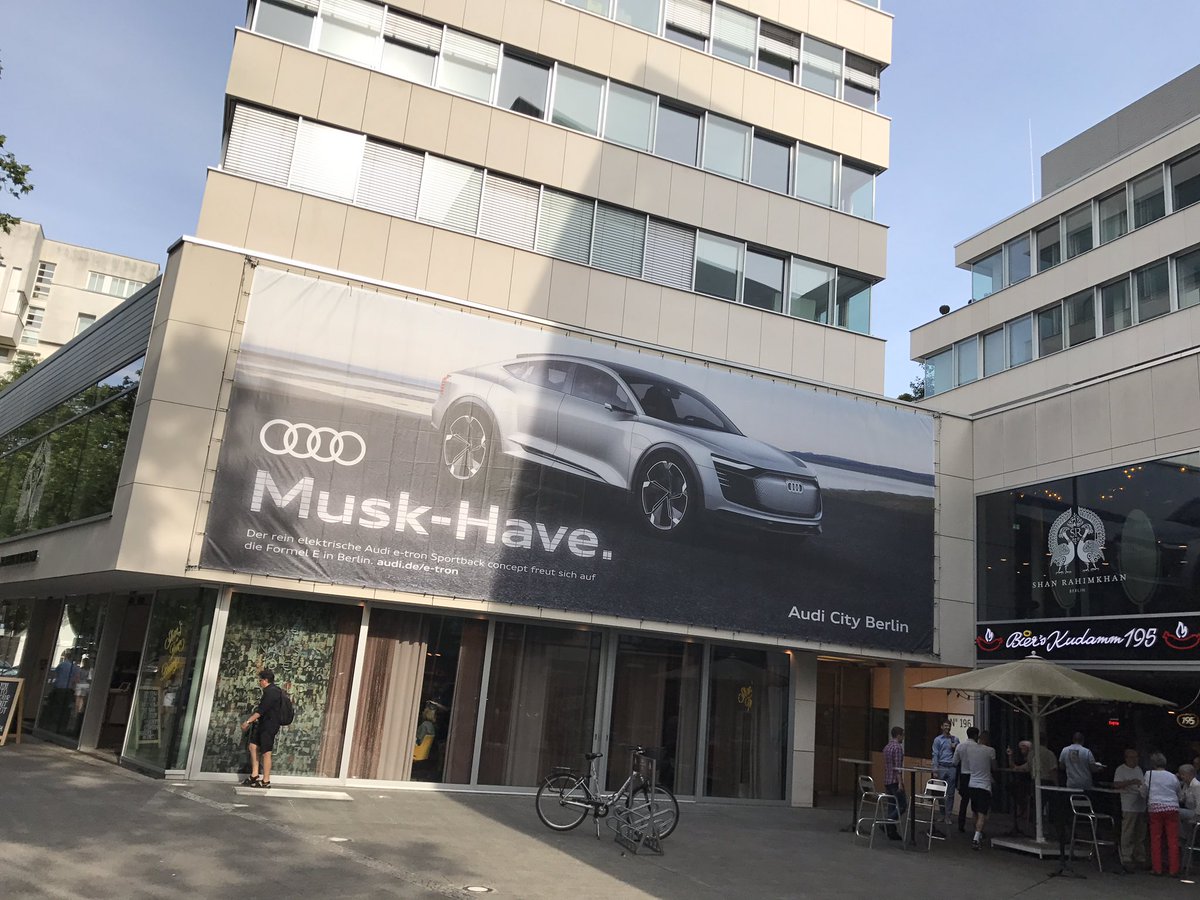 andwin_official's tweet photo. Super #Werbung #Ad von @Audi am #Kudamm in #Berlin @TeslaMotors @elonmusk #GermanyStrikesBack #HereWeCome !!! https://t.co/XaGLGsSiwb