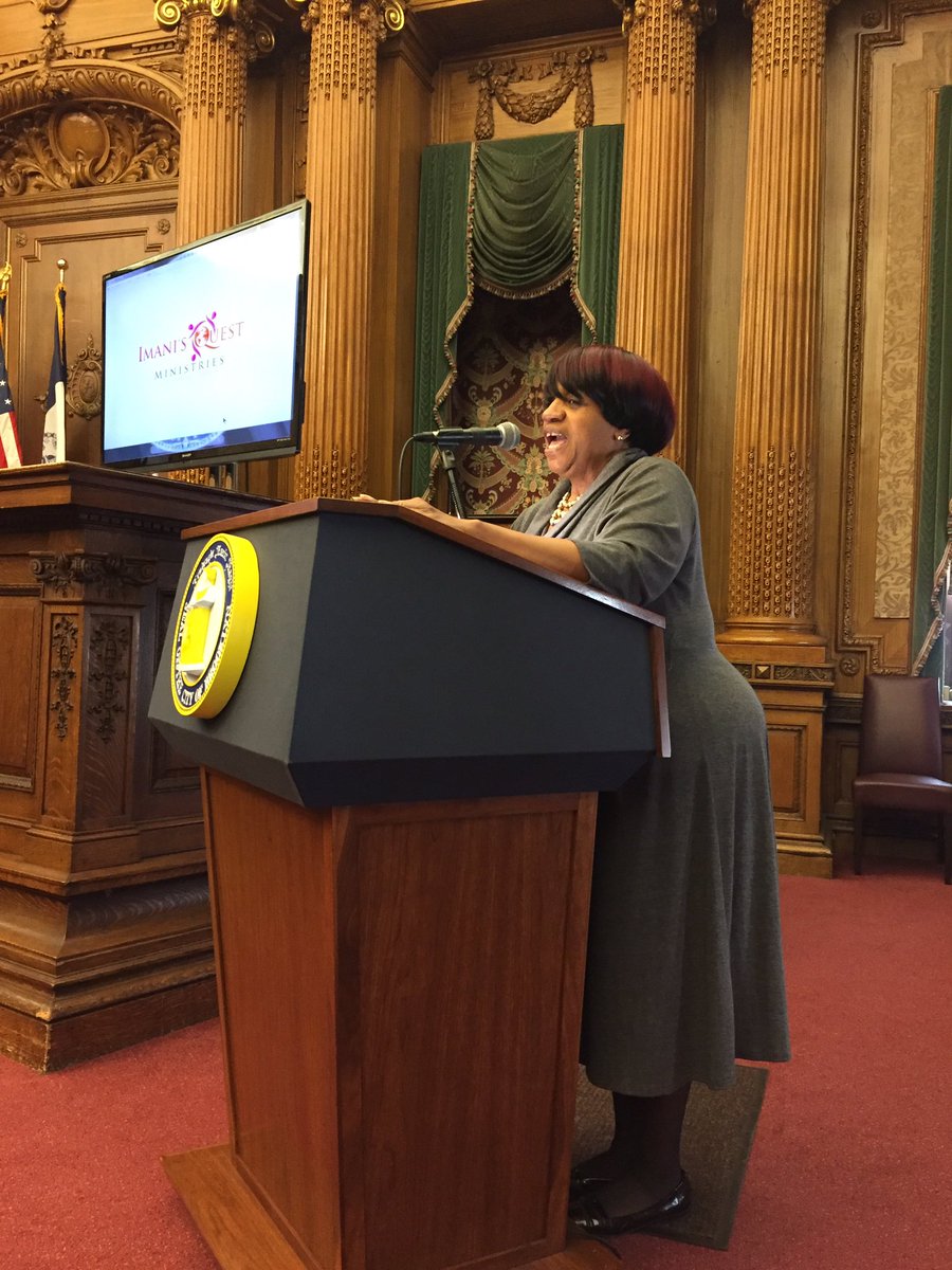 BestforNYC's tweet photo. "It's the diversity in the room that is going to help us pave the way to economic dignity." - Rev. Brandy Funn, FPWA #ConnectTheDisconnect https://t.co/wxrvrkOELk