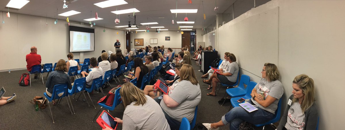 mrsvictoriaabel's tweet photo. SAMR-TPACK @NStrecker #GoShareMO17 https://t.co/828wOn32Ud