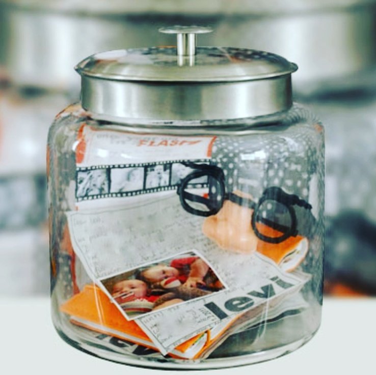 linydeetarot's tweet photo. #timecapsule2017 #timecapsule #timecapsulideas #diy #diycrafts #forthefuture #kidscrafts #diymommy #diyideas #timecapsulechallenge https://t.co/TwIq1dyN8o