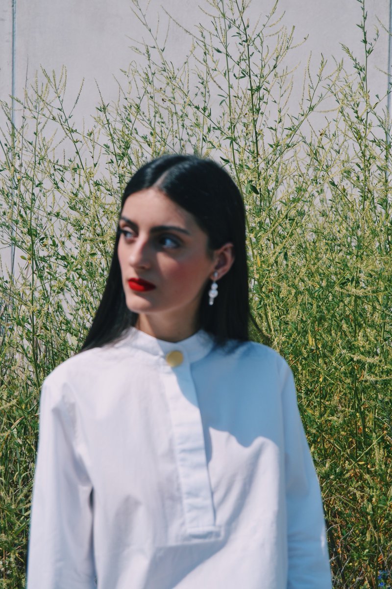 cristinifran's tweet photo. Not into dresses and skirts? try a #boyish #chic bicolor look: https://t.co/SWTh827Fl3 - #blackandwhite #ootd #apmmonaco #simonecastelletti https://t.co/uMes94cNH8