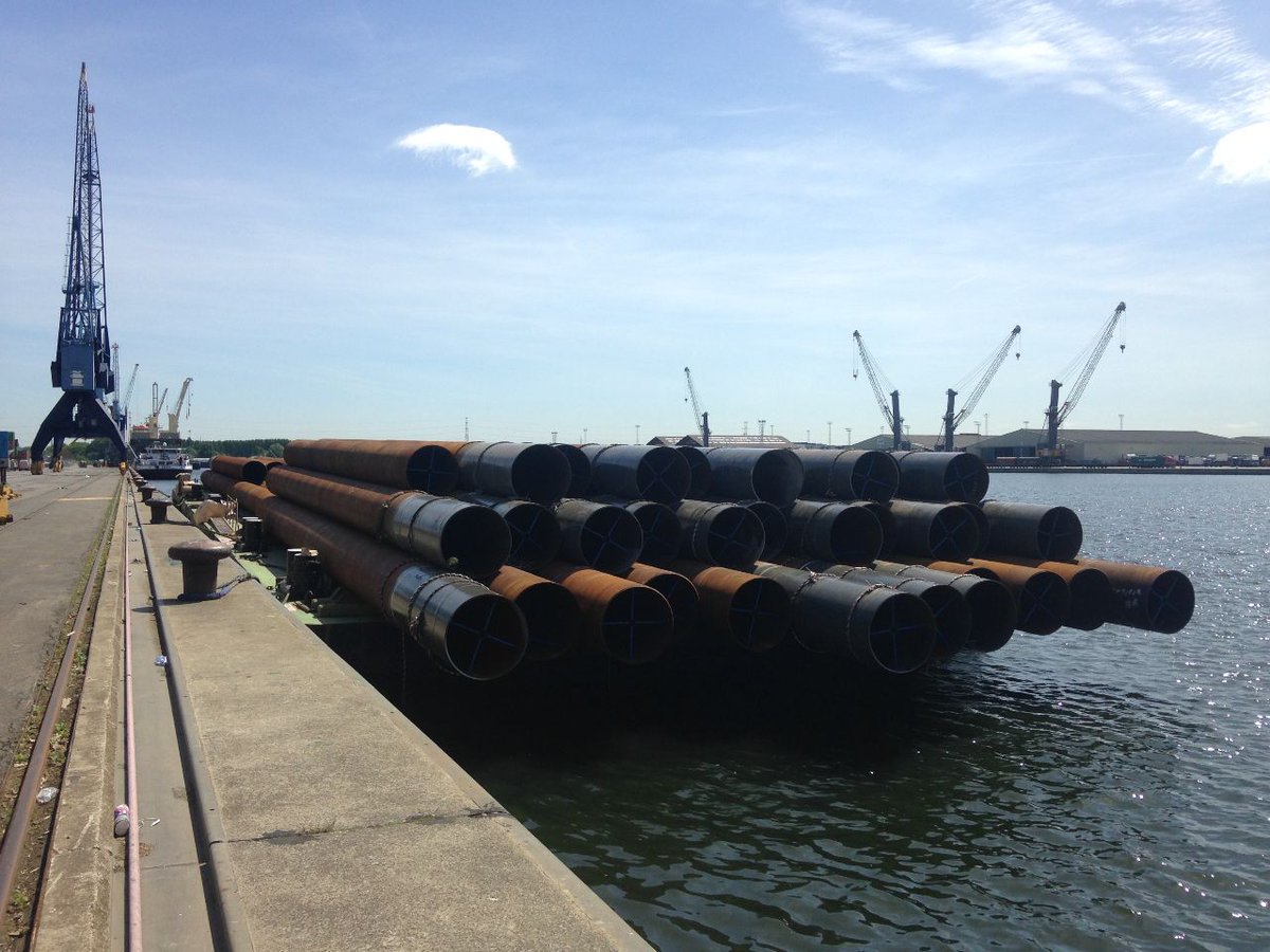 Leverantie van 68 spiraal gelaste buispalen aan Houtdok Antwerpen. Lees meer: infratrading.nl/nieuws/leveran… #buispalen #staal #InfraTrading