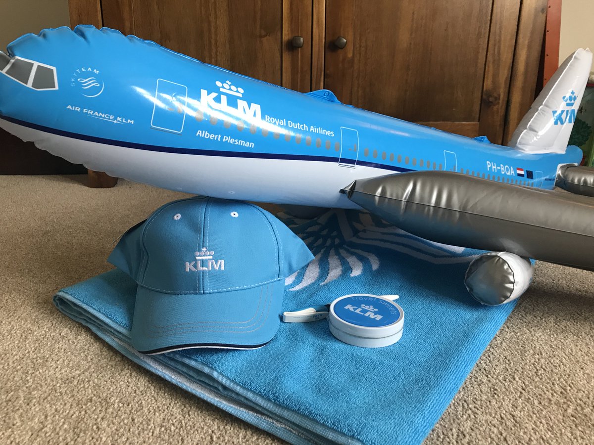 AdamLeyton's tweet photo. Thanks again for the great competition prizes, @KLM_UK! #KnowKLM https://t.co/JYteYcFzoI