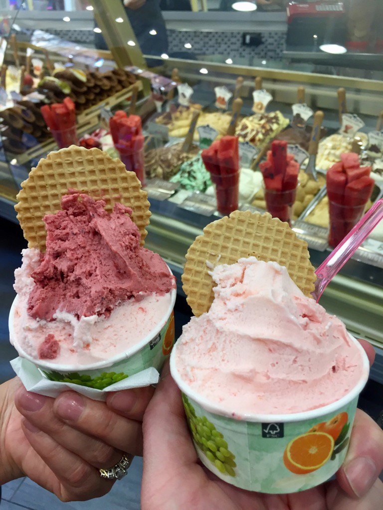 GelatoBarYYJ's tweet image. A few more gelato tastings, watermelon/pink grapefruit/multi fruit all were amazing #gelato #italy