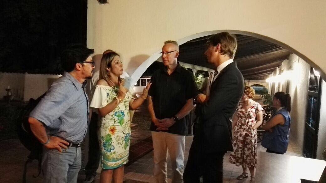 J_Roodenburg's tweet photo. Visitando Catatumbo con Embajadores con Defensores de Derechos Humanos: https://t.co/aQRjIt0keq https://t.co/vC5G3g8f0n