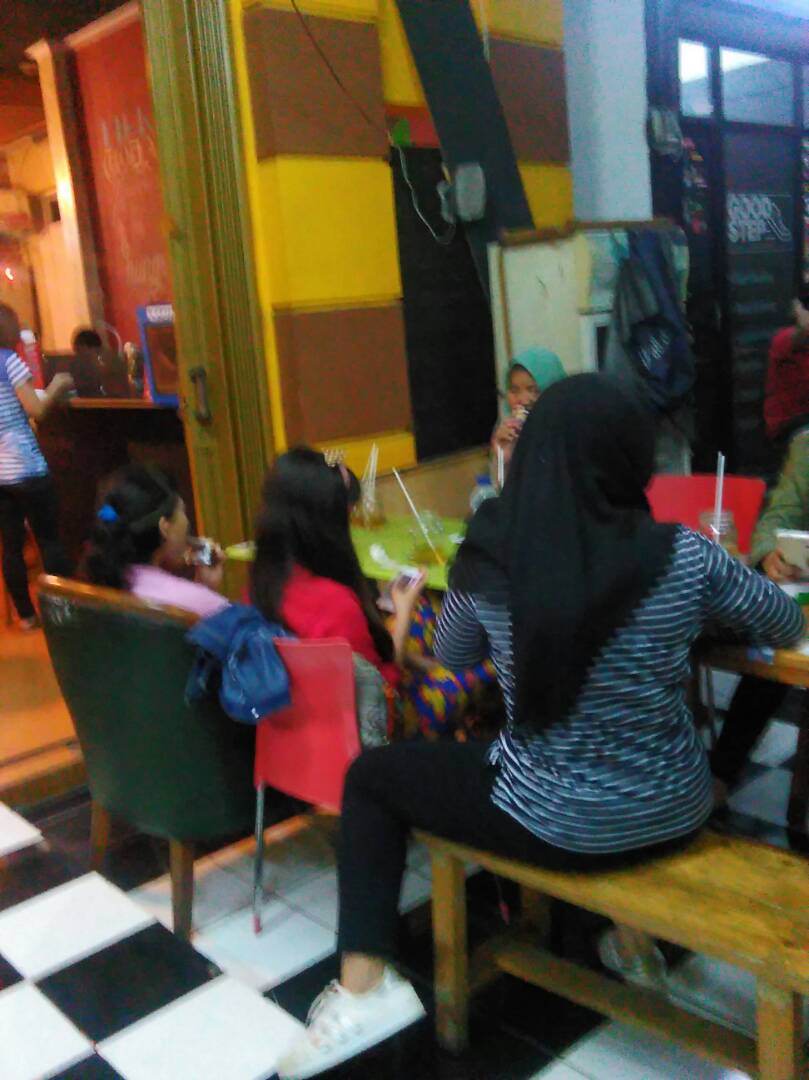 taliwang_ayam's tweet photo. Bingung bukber? Kedai ayam gepuk Taliwang aj paket Bukber hanya 35 rb untuk 2 orang #pulosirihselatanraya @adsbekasi @infoin_aja @PromoGrts https://t.co/pEa6LFdM5l