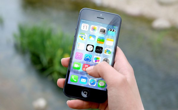 Les applications indispensables smartphone pour la montagne: Aujourd'hui, à moins de... blog.couleur-corse.com/Les-applicatio…