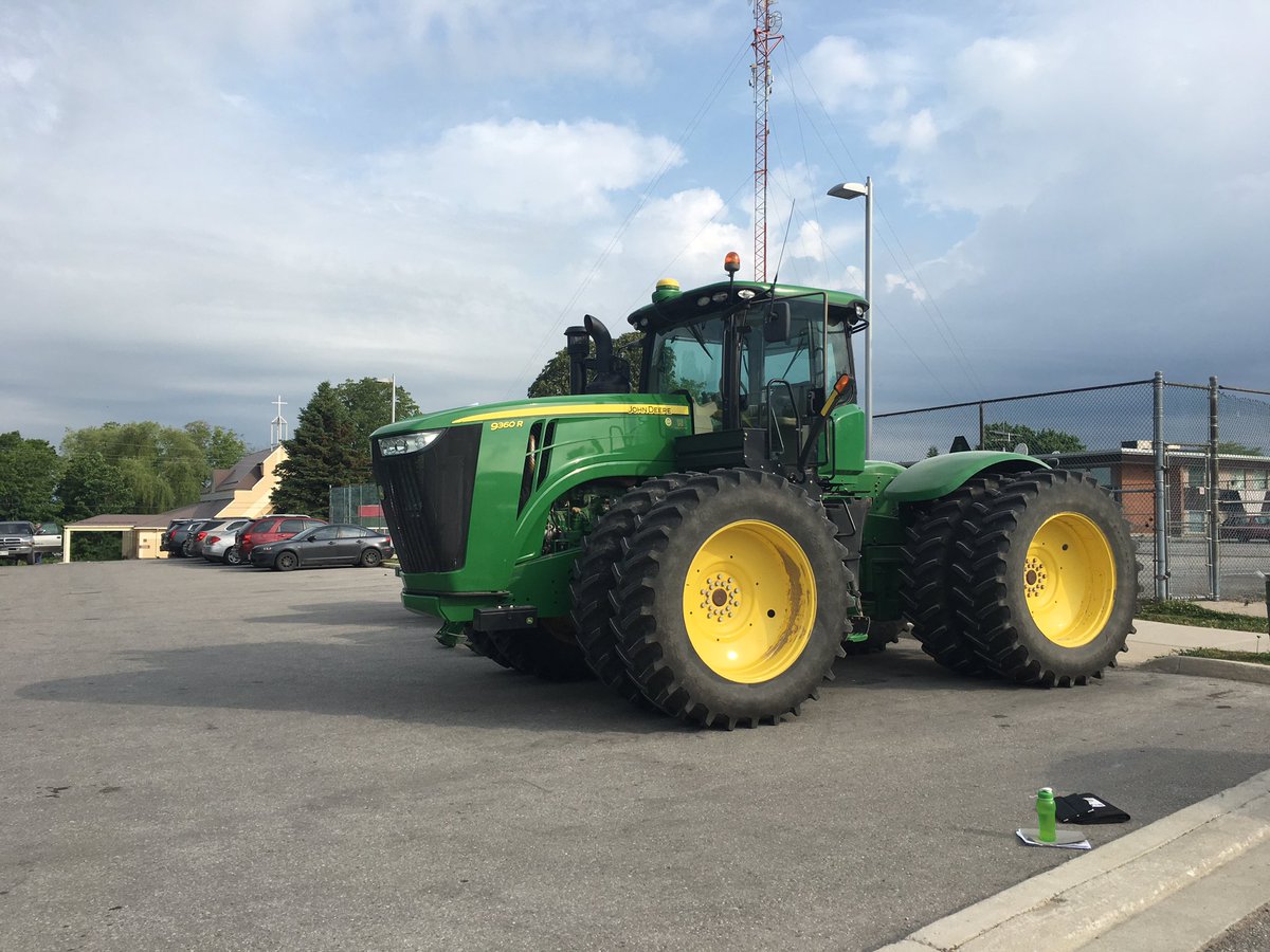 femadillss's tweet photo. Celebrating our rural roots @femadillss @yourschools! Tractor Day at Madill! https://t.co/qSedj7Jb4n